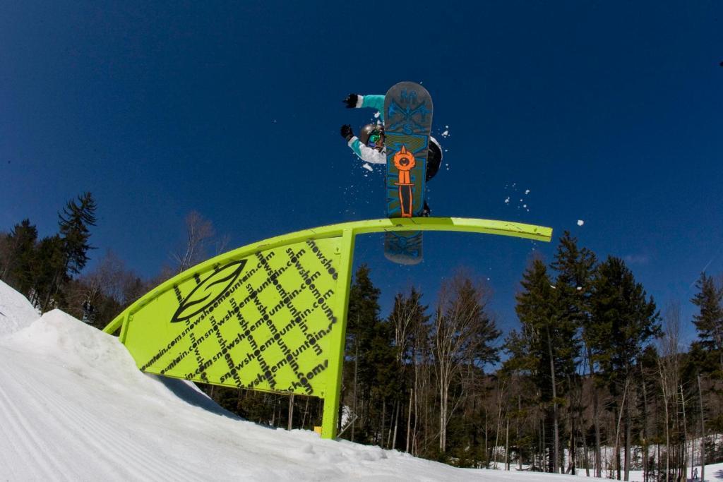 Mountain Lodge Snowshoe Zewnętrze zdjęcie